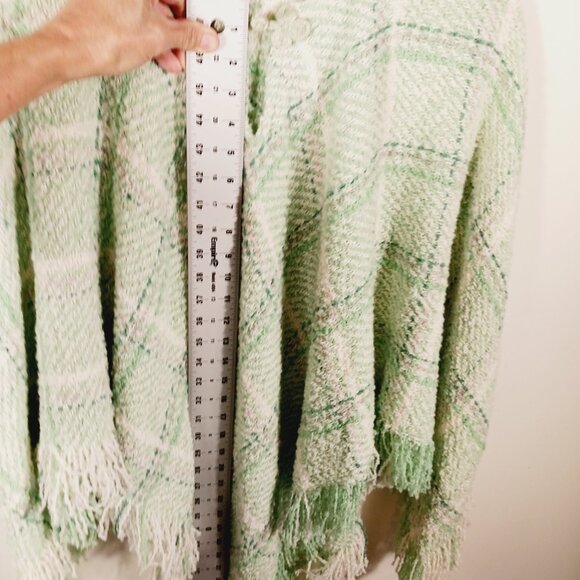 Boyne Valley Weavers Hand Crafted Ireland Mint Green Plaid Poncho Wool blend O/S - Picture 10 of 10
